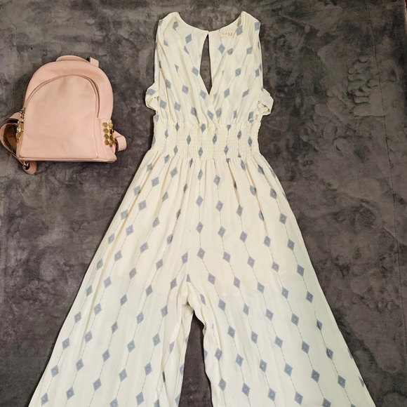 Women jumpsuit - Picture 1 of 6